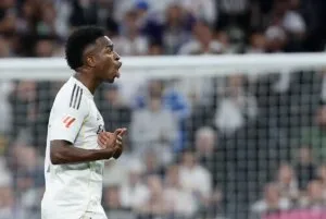Vinicius, Xabi Alonso y el pulgar del emperador | elmundo.es