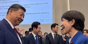 Xi y Takaichi mantienen el tono diplomático en su primer encuentro personal