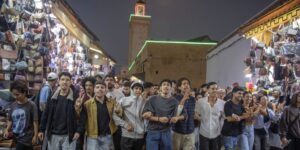 los jóvenes del mundo gritan contra la injusticia, la precariedad y la corrupción