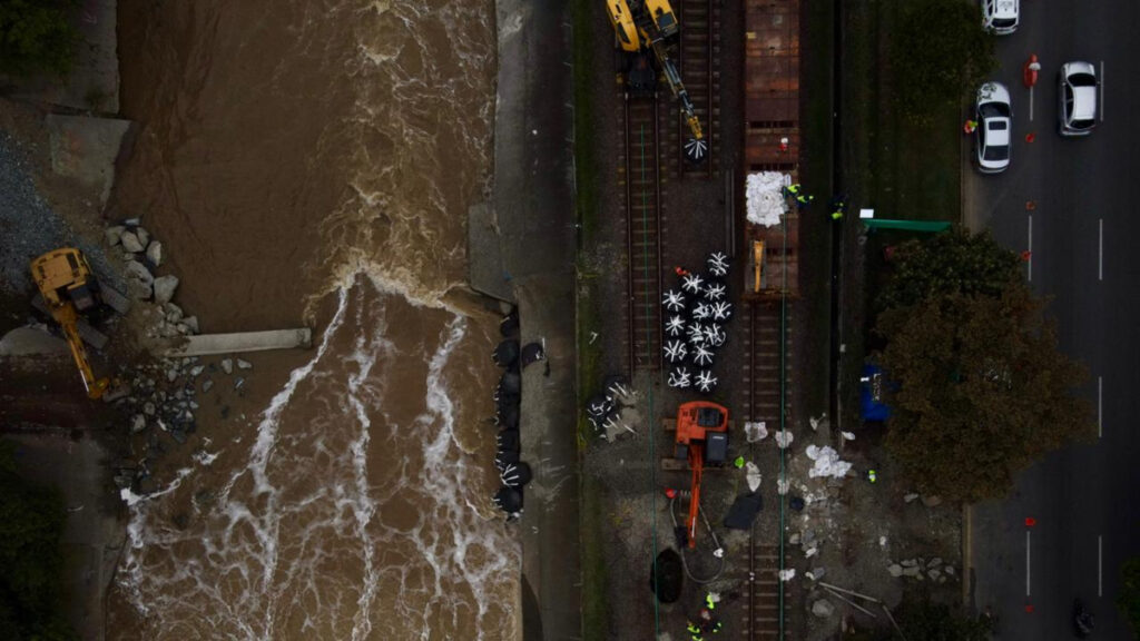 ¿es momento de re canalizar el río?