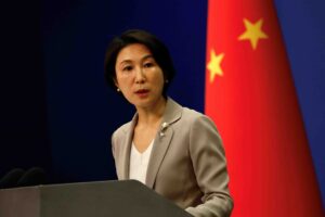 China asegura que su cooperación con Venezuela «no va dirigida contra ningún tercero»