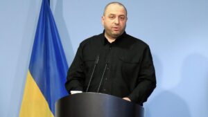 Ucrania anuncia un acuerdo de intercambio con Rusia de 1.200 prisioneros por bando | elperiodico.com