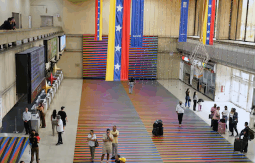 22 vuelos cancelados tras suspensiones de aerolíneas internacionales