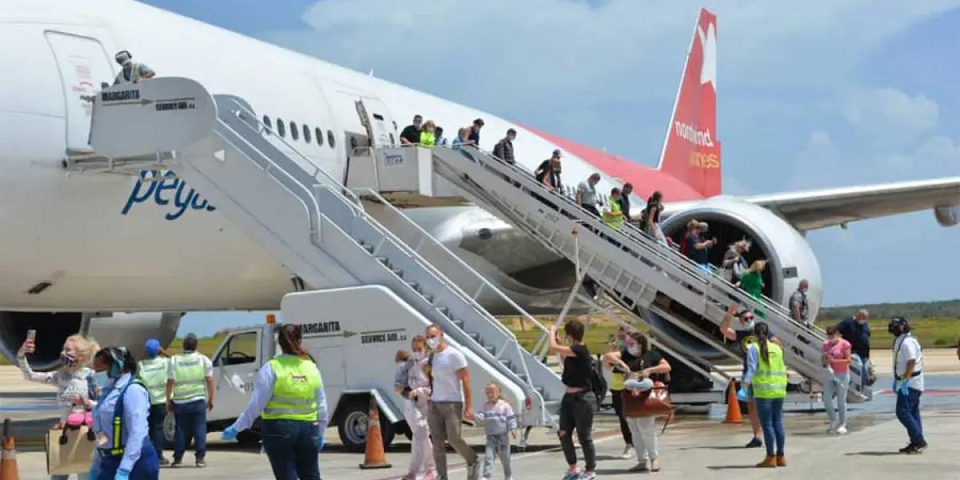 468 turistas rusos llegaron a Margarita en vuelo chárter desde Moscú, informado por Mintur