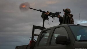 6 muertos en Ucrania por ataques rusos con misiles y drones – DW – 02/11/2025