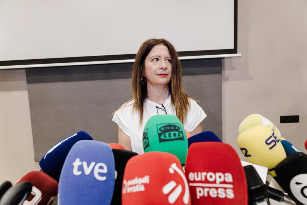 Ábalos pide que se investigue si Leire Díez maniobró para modificar su línea de defensa en beneficio del PSOE