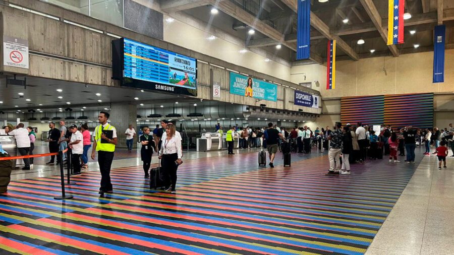 Aeropuerto de Maiquetía sigue funcionando con normalidad