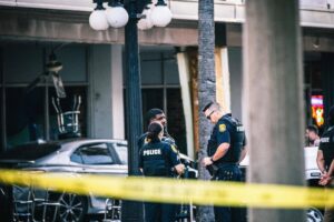 Al menos cuatro muertos y 11 heridos por un atropello masivo tras una persecución policial en Florida
