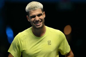 Alcaraz, la sonrisa recobrada, un futbolista de visita y sinceridad con Djokovic: «No voy a mentir, prefiero a Lorenzo» | elmundo.es