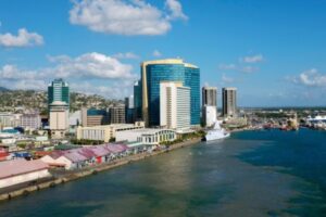 #Análisis: Economía de Trinidad en riesgo por las políticas contra migrantes venezolanos