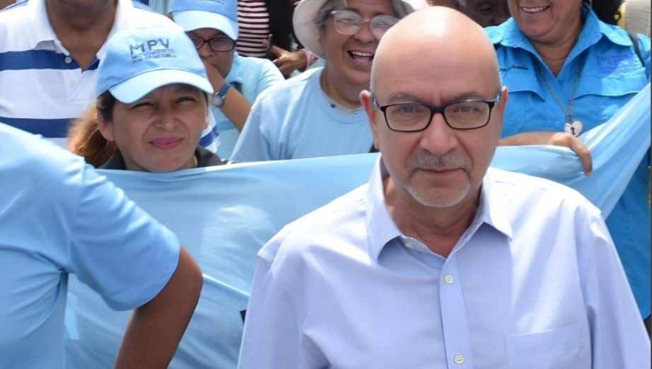 Andrés Caleca aboga por reconstruir la unidad opositora para “atajar” la resignación y la desesperanza 
