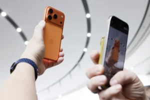 Apple superará a Samsung en envíos de ‘smartphones’ por primera vez en 14 años – AlbertoNews