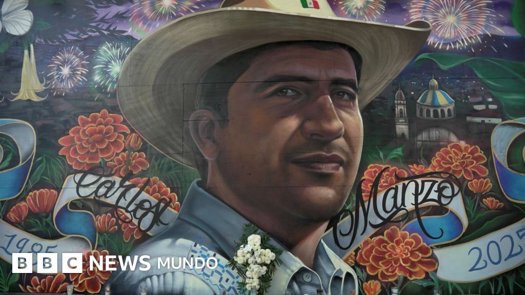 Arrestan a siete guardaespaldas por el asesinato de Carlos Manzo, el alcalde mexicano que le había pedido apoyo al gobierno de Sheinbaum para enfrentar al crimen organizado