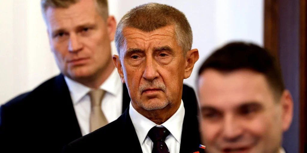 Babis forma en la República Checa una coalición de gobierno contra la inmigración y contra el euro
