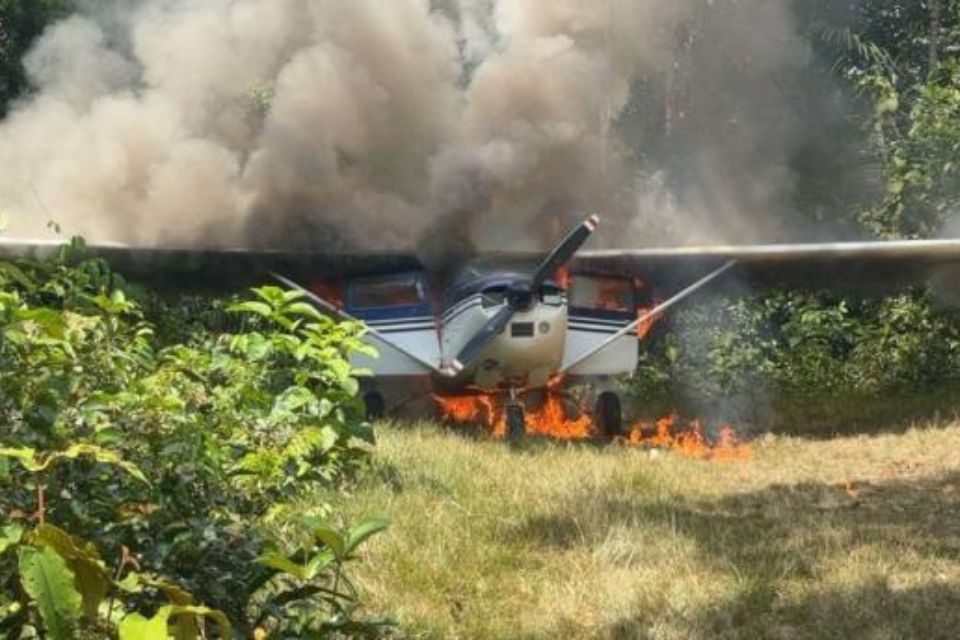 Brasil intercepta avión "sospechoso de tráfico de drogas" procedente de Venezuela