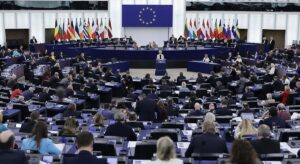 Bruselas trata de calmar las aguas en la Eurocámara con una leve revisión de su propuesta presupuestaria