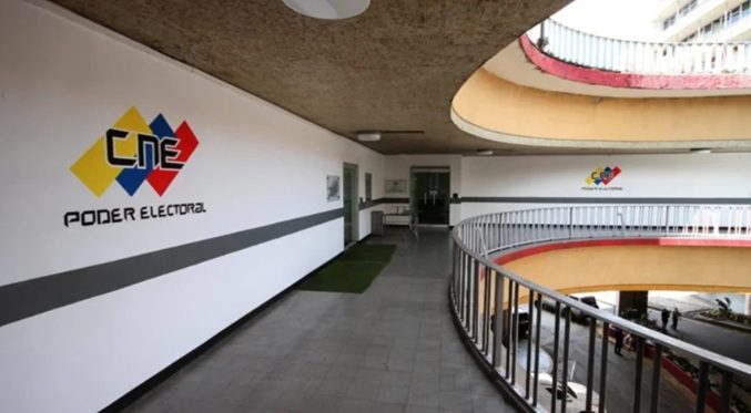 CNE extiende jornada de votación