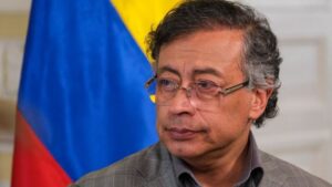 CNN | Petro dice que el problema de Maduro es la “falta de democracia” pero que no tiene vínculo con el narcotráfico – AlbertoNews