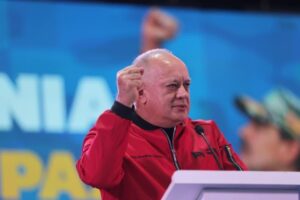 Cabello dice con EEUU se incluirá uso de armas silenciosas