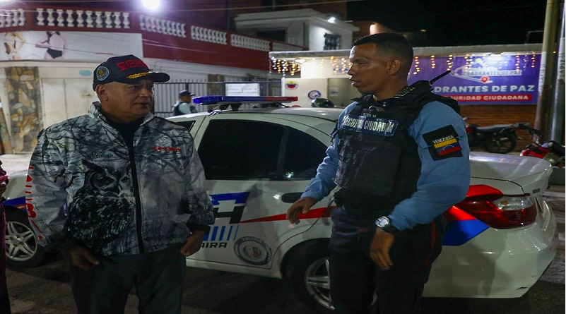 Cabello supervisa despliegue de seguridad en La Guaira