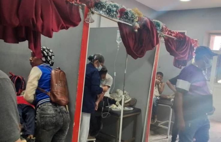 Caos en plantel escolar del Zulia: intoxicación por insecticida dejó al menos 50 niños afectados