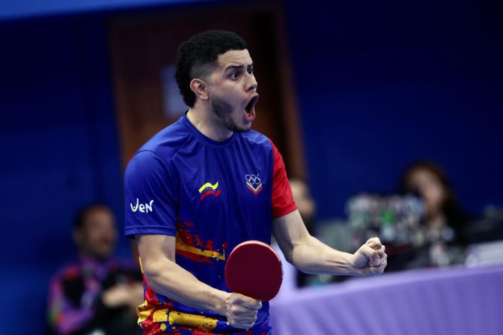 Carlos Ríos lidera equipo tenimesista a los Bolívarianos
