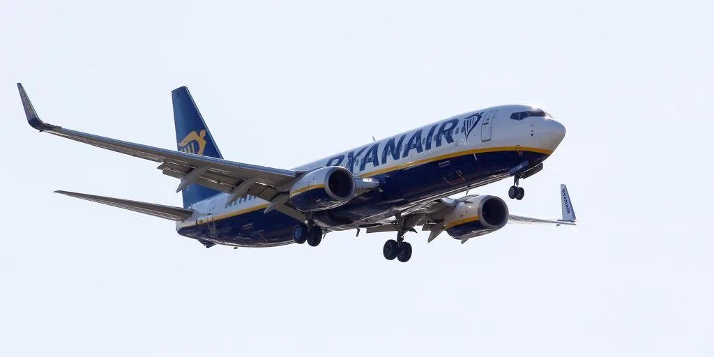 Cierran el Aeropuerto de Bruselas tras el avistamiento de un dron