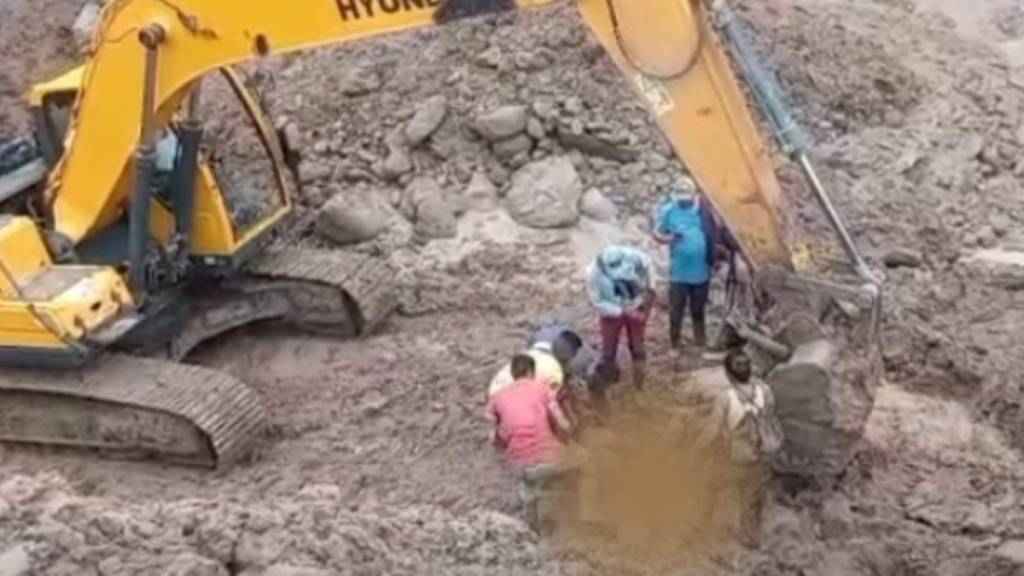 Cinco personas murieron y dos resultaron heridas tras el colapso de una mina ilegal que operaba a cielo abierto en zona rural del Tolima
