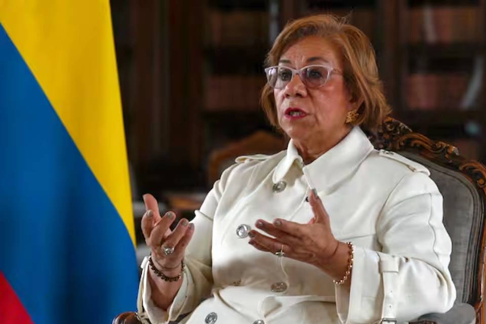 Colombia respaldaría salida negociada de Maduro: "Sería lo más sano", dice canciller