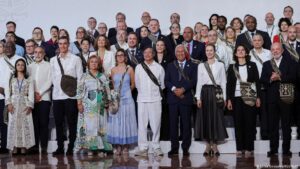 Cumbre CELAC-UE arranca con grandes ausencias en Colombia – DW – 09/11/2025