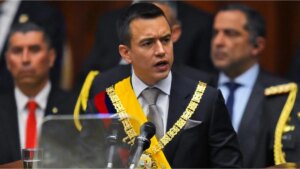 Daniel Noboa busca reformar la constitución e impulsa una votación popular y un referéndum