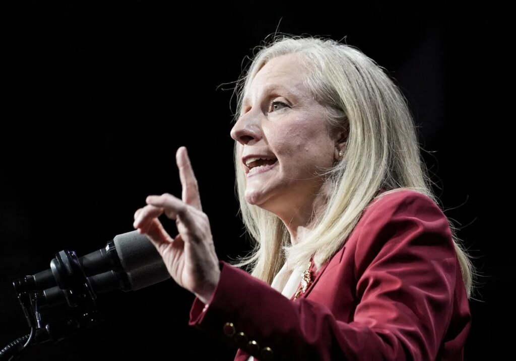 De espía a gobernadora: Abigail Spanberger conquista Virginia