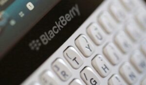 De ícono empresarial a lección de humildad: la historia de los creadores de BlackBerry, el gigante que perdió la guerra de los smartphones – AlbertoNews