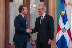 “Debemos enfrentar a los narcoterroristas con acciones fuertes y rápidas», dijo secretario de Guerra de EEUU