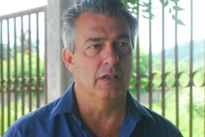 Denuncian detención del coordinador regional del partido Gente Roberto Vernet