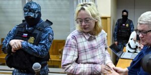 Diana Loginova, la cantante adolescente que desafía a Putin con su música callejera