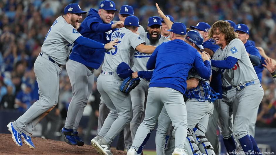 Dodgers ganan su segunda Serie Mundial consecutiva – DW – 02/11/2025