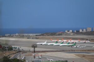 EEUU alerta sobre riesgos en espacio aéreo de Maiquetía