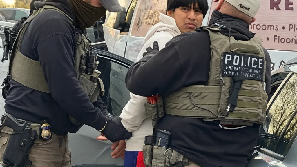 EEUU incorpora escaneo facial e inteligencia artificial para acelerar la identificación y expulsión de inmigrantes