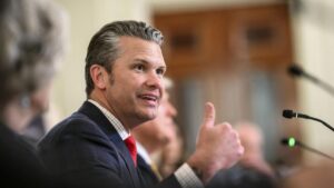 ESTADOS UNIDOS | “Matadlos a todos”: Órdenes de Hegseth en la campaña contra supuestas narcolanchas subrayan su ilegalidad | elperiodico.com