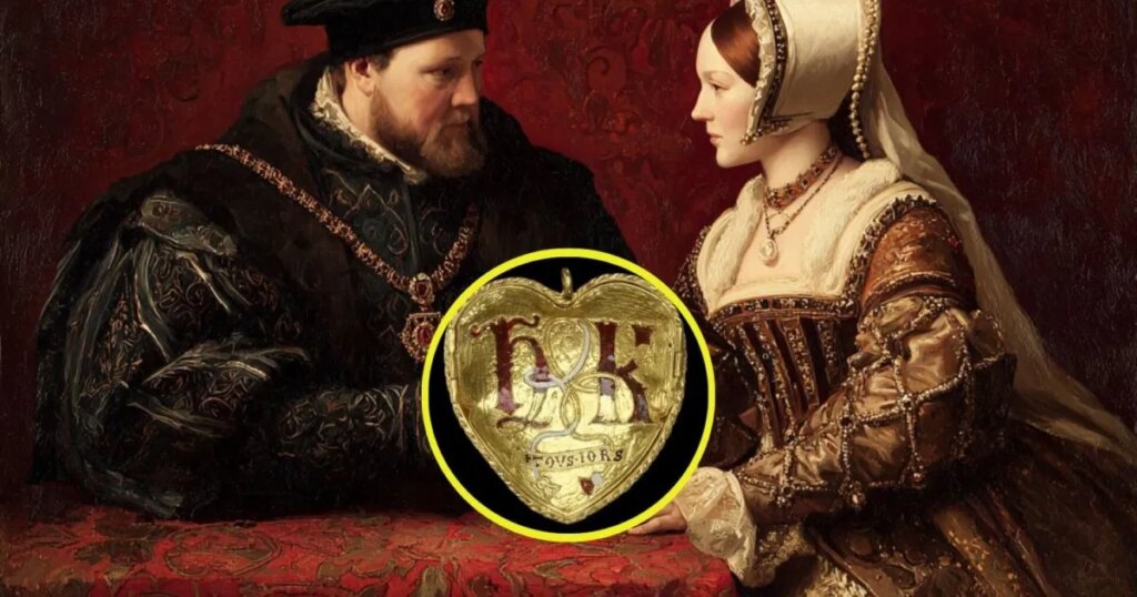 El Corazón de los Tudor, la valiosa joya que cuenta la historia de amor entre Enrique VIII y Catalina de Aragón, podría acabar en una colección privada