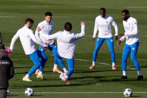 ‘El Loco’ acude al rescate del Madrid y Xabi Alonso se congratula por la »unidad» del equipo | LaLiga EA Sports 2025 | elmundo.es