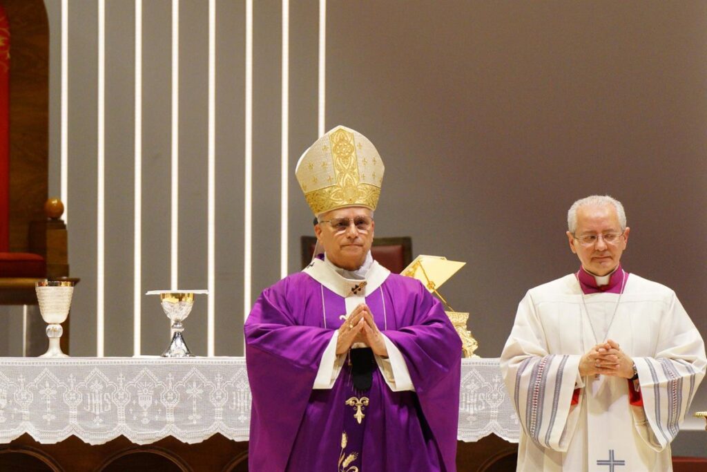 El Papa denuncia que "con mucha frecuencia, la religión se utiliza para justificar guerras" durante su viaje a Turquía