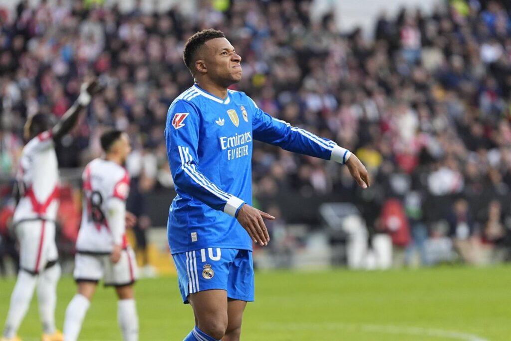 El Rayo sujeta al líder Real Madrid