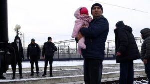 El ‘Tren del amor’ ucraniano ya no llega a Donetsk por creciente peligro de ataques rusos | elperiodico.com