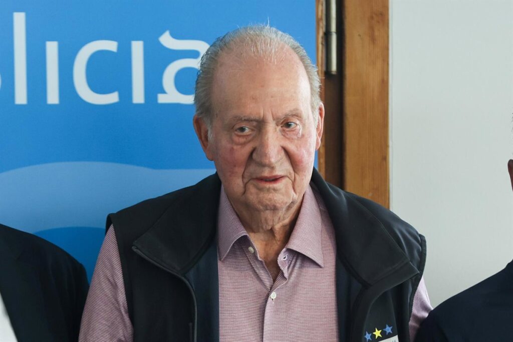 El emérito advierte de que la monarquía es "frágil" y confía "su destino" en manos de Felipe VI y la Princesa Leonor