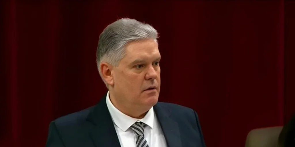 El exministro de Economía purgado por el régimen cubano no reconocerá los cargos y pide un juicio público