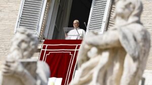 El papa y Abás coinciden en la urgencia de ayudar a Gaza y en la solución de dos Estados