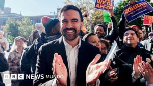 Quién es el socialista Zohran Mamdani y cómo logró una improbable victoria que lo convertirá en el primer alcalde musulmán de Nueva York
