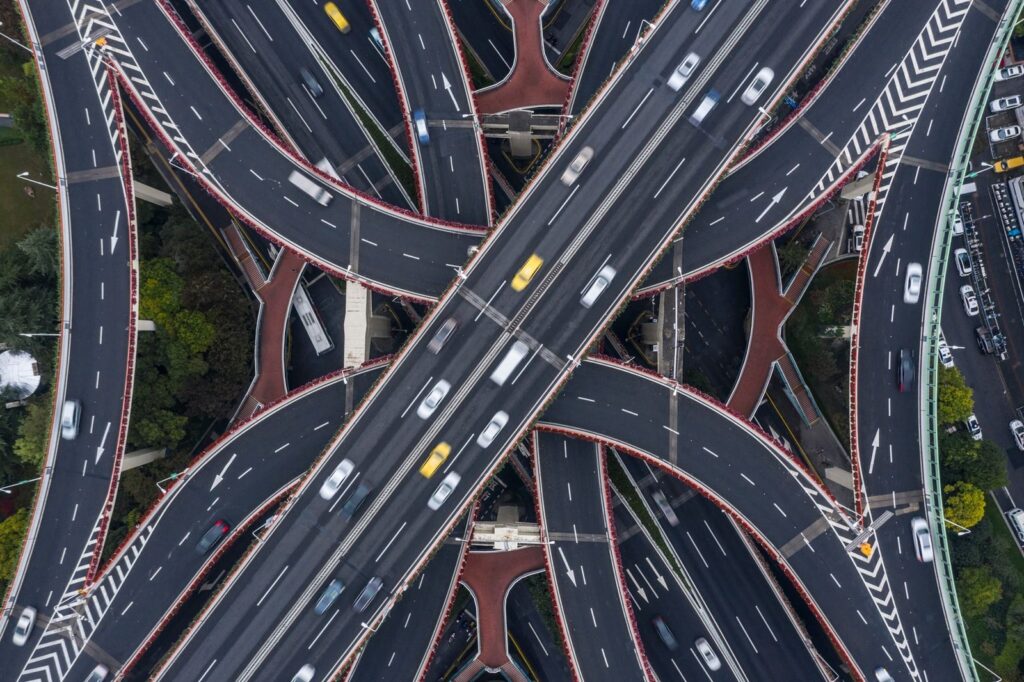 El verdadero impacto de los automóviles en el planeta: cómo afectan al aire, al clima y a tu salud | National Geographic